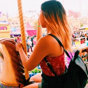 Meet your Posher, Danika